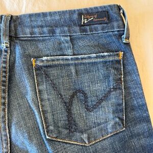 Citizens of Humanity Low Waist, Full Leg Jeans Size 27